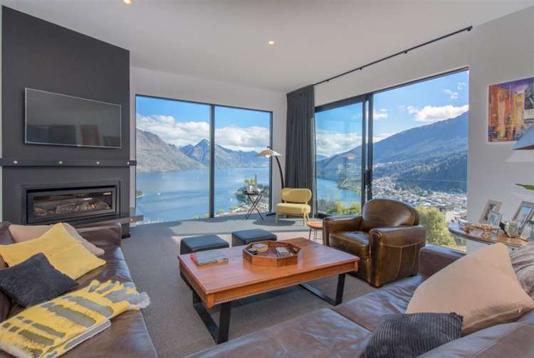 13 Vancouver Drive Queenstown_10