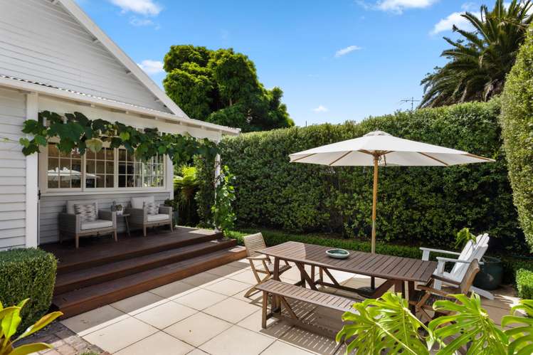 57 Hirini Street Kaiti_11