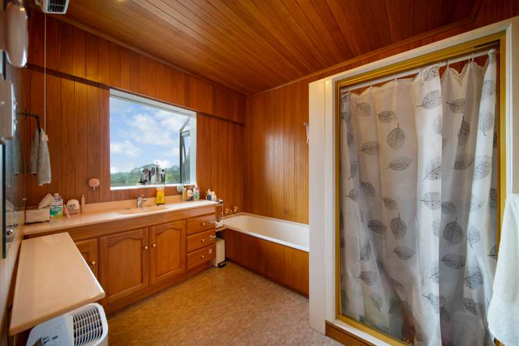 480 Whitford Road Whitford_17