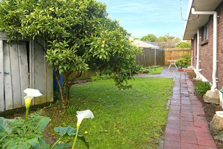 5/409 West Coast Road Glen Eden_2