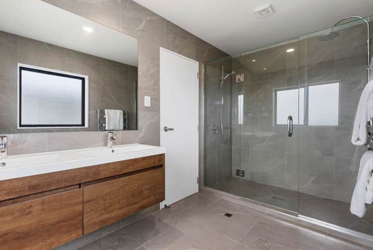 12 Hangar Lane Whenuapai_21