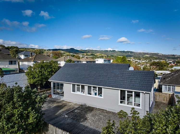 38a Victory Crescent Tawa_18