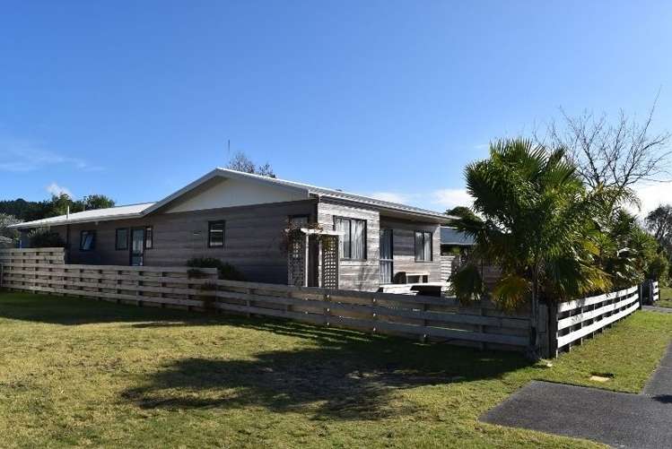 112 Mayfair Avenue Whangamata_22