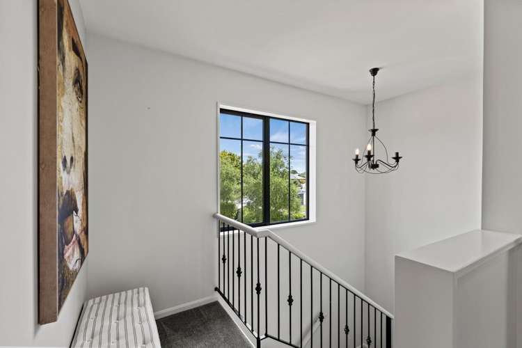 61 Travis Country Drive Burwood_14