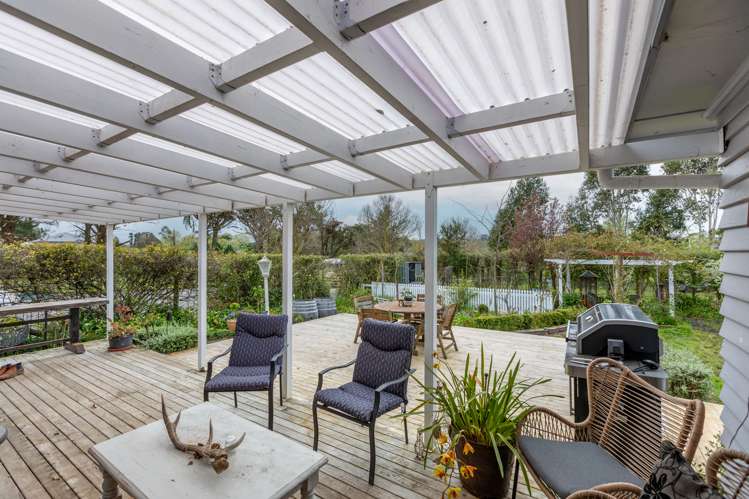 314 White Road Waipawa_16