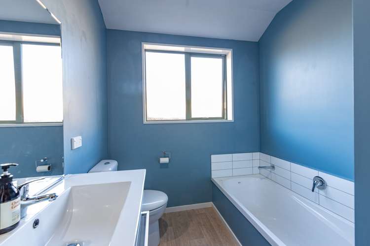 162 Main Street Oxford_13