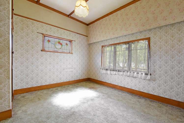 6 Emano Street Toi Toi_8