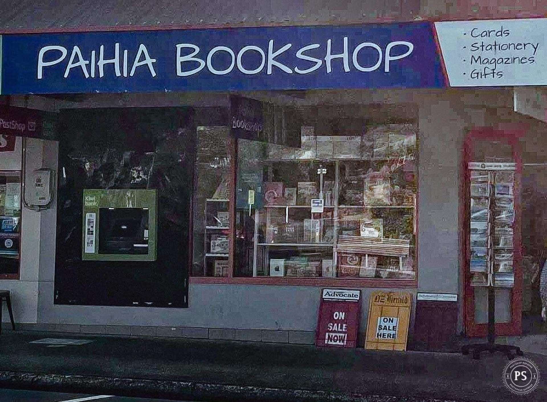 The Paihia Bookshop shopfront