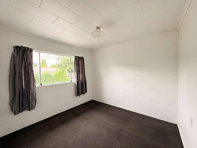 2/232 Rifle Range Road 11210_7