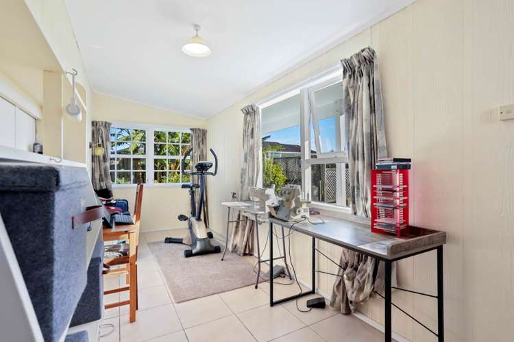 13 Karo Place Glendene_20