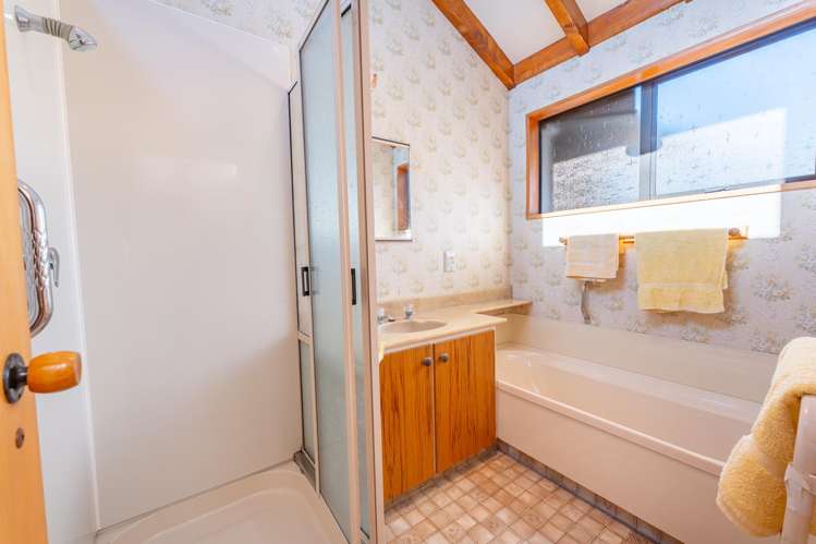 2/109A North Street Seaview_10