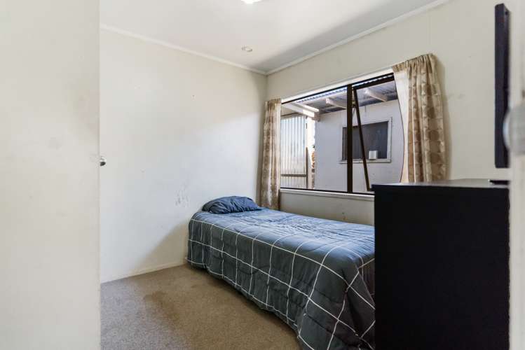 37 Sharland Avenue Manurewa_12