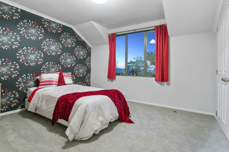 32c Isobel Road Greenhithe_14