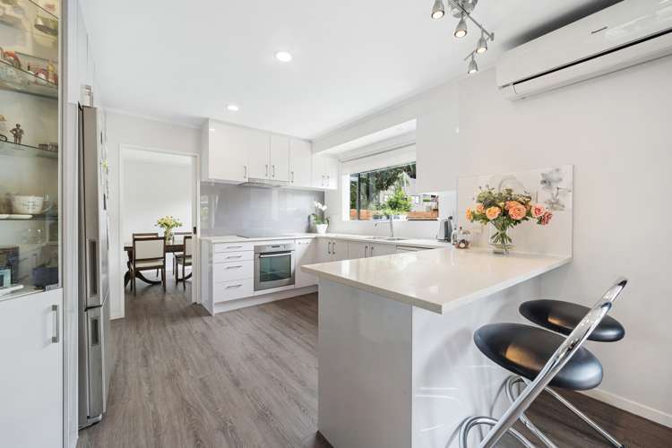 14 Hakea Place Totara Heights_9