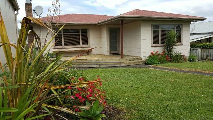 112 Grafton Road Thames_1