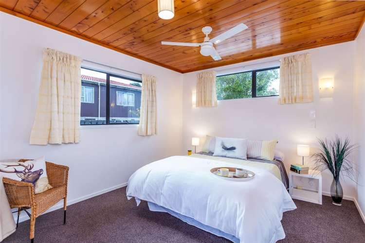 2/35 Wattle Street New Lynn_7