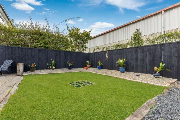 12 Finlow Drive Te Atatu South_22