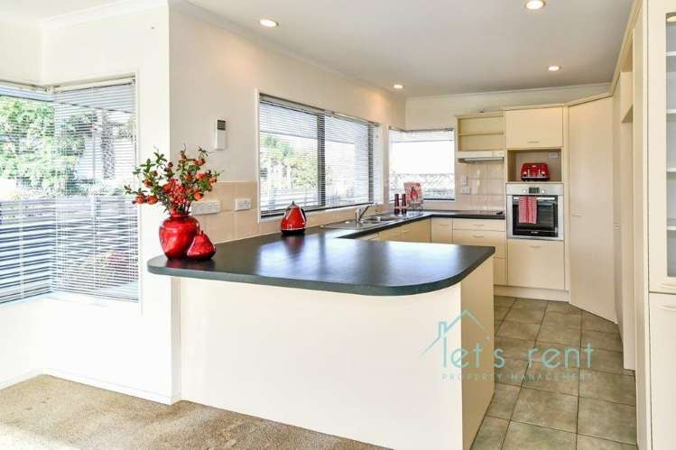 2 Pat O'Connor Place 10699_9