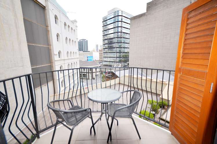 2e/23 Emily Place Auckland Central_3