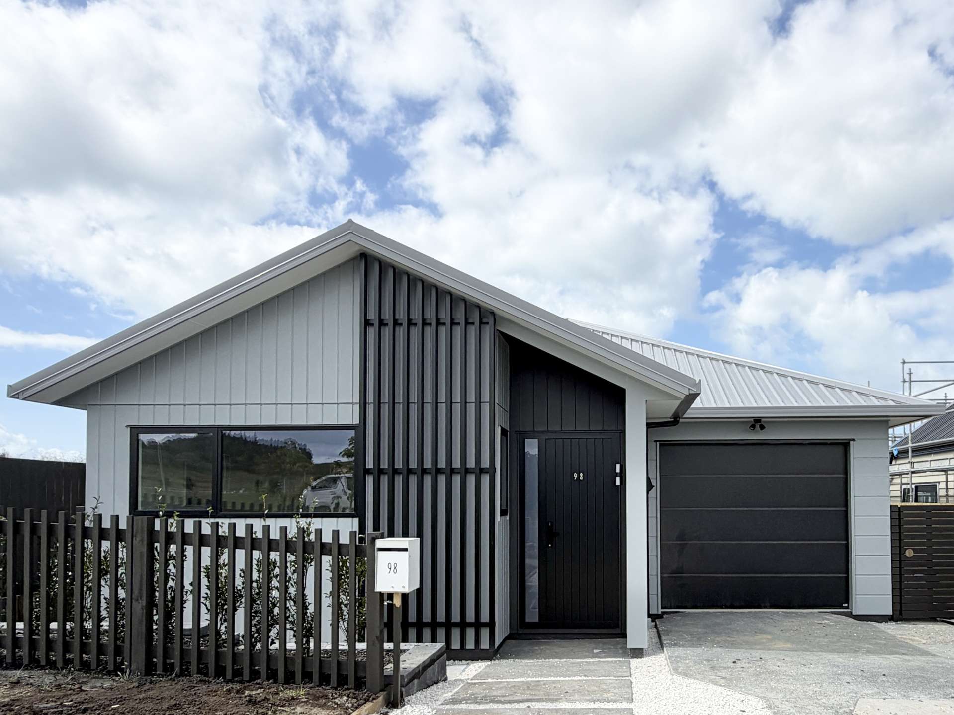 98 Huanui Drive Orewa_0