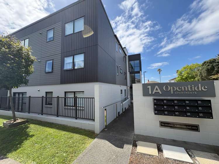 105/1 Derna Road Panmure_12