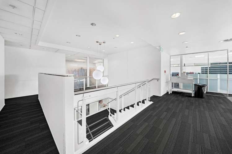 26 Vestey Drive Mt Wellington_11