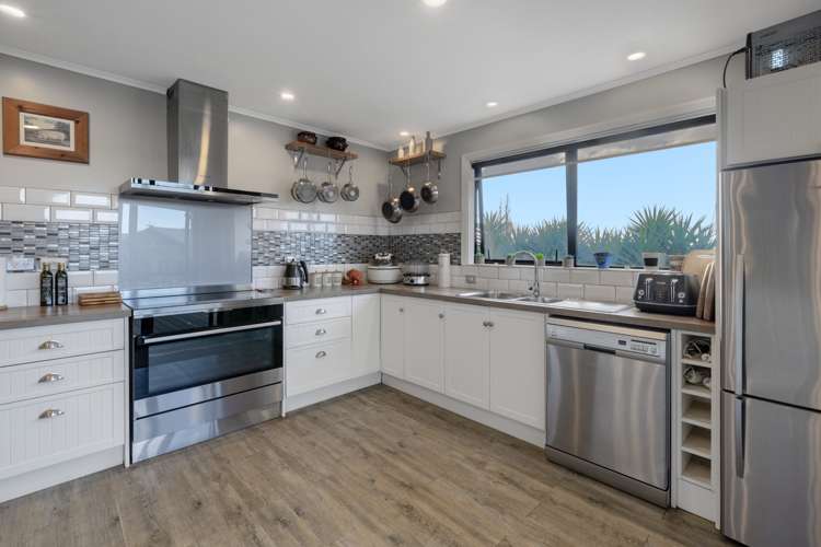 1341 State highway 2 Pongakawa_7