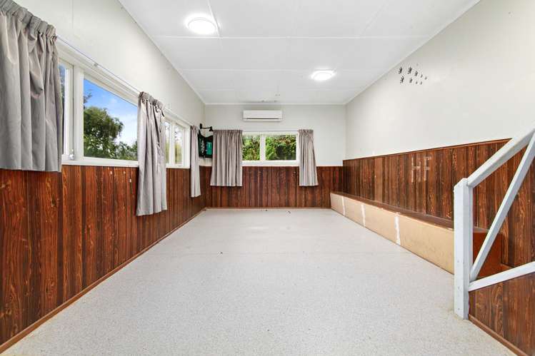 176 George Street Stokes Valley_11