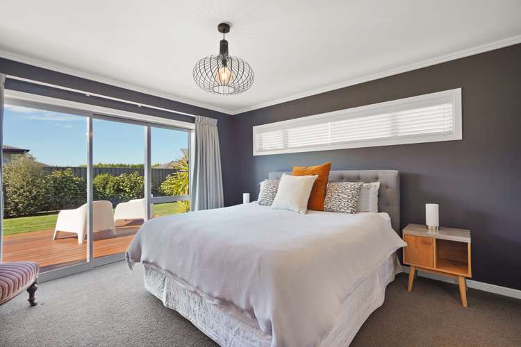 9 Drovers Way Frimley_8