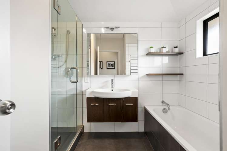 163 Celtic Crescent Ellerslie_9