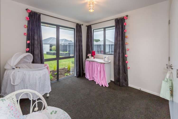 6 Coutts Lane West Melton_15