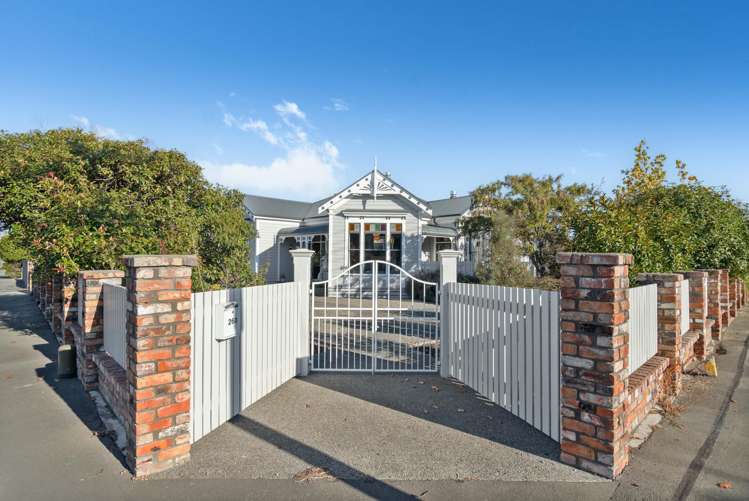 260 High Street North Carterton_28