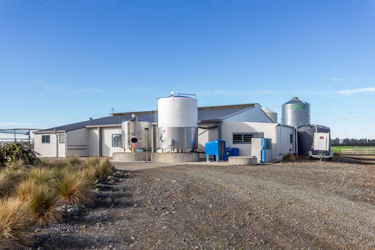 670 The Peaks Road Hawarden_1