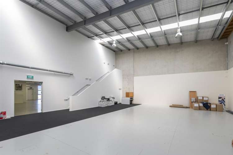 Units 14 & 15, 150 Cavendish Road Casebrook_6