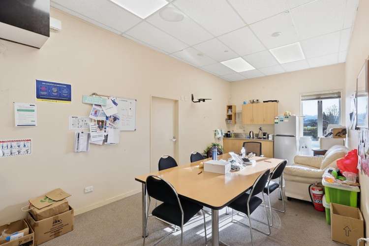 196-200 Clyde Street Balclutha_18