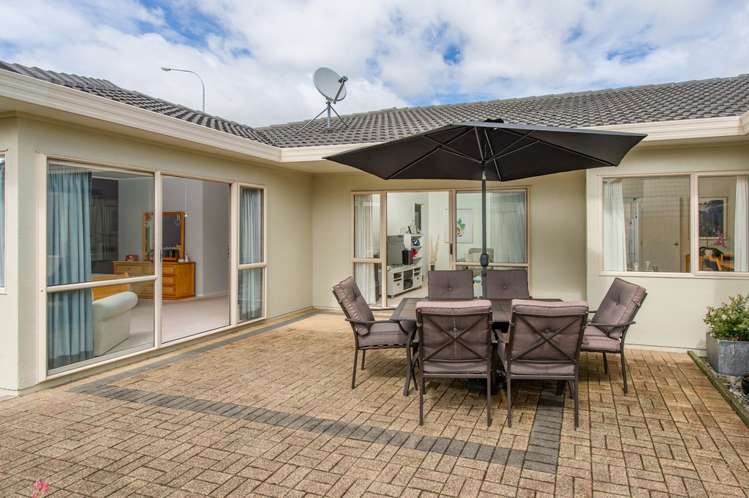 32 Ambleside Drive Northpark_20