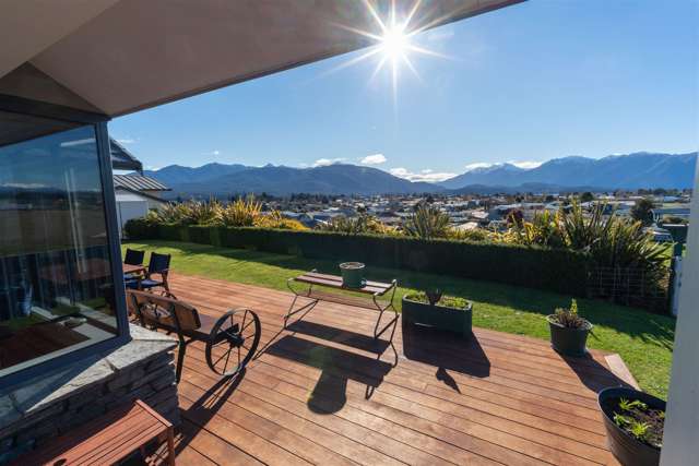 12 Tawera Place Te Anau_3