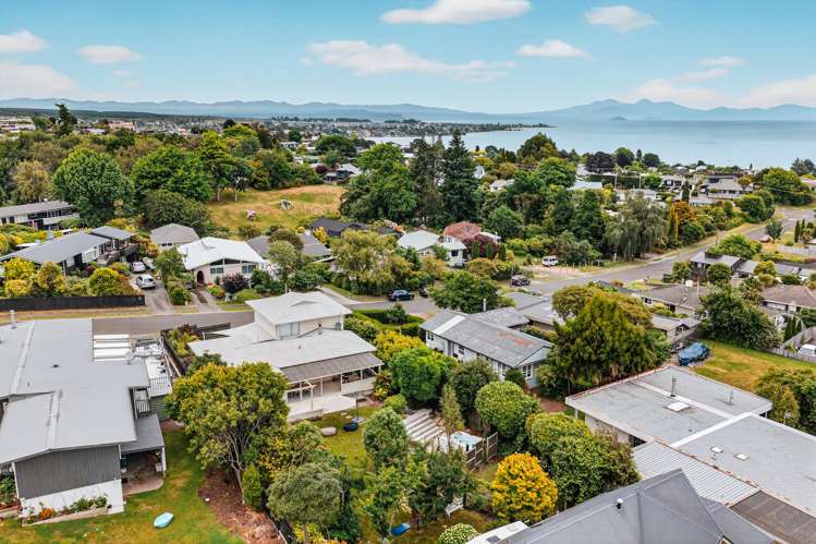 46 Henry Hill Road Taupo_32