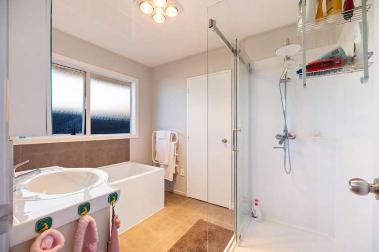 43 Farnborough Street Aranui_9