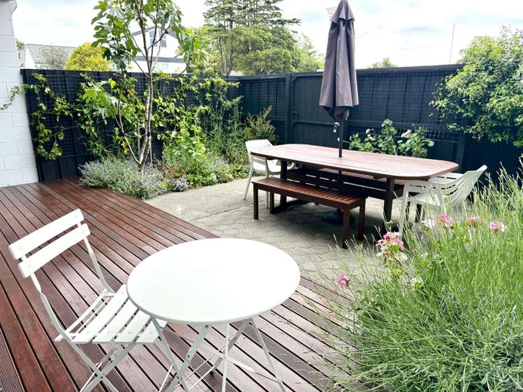  2/58 Papanui Road Merivale_8