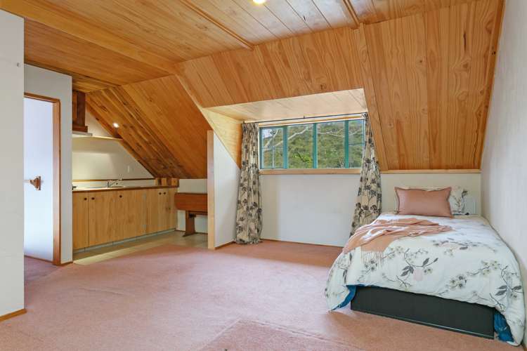 200 Mangaroa Street Tokaanu_19