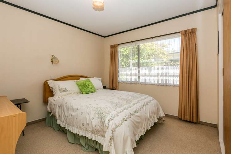 17a Menin Road Onekawa_5