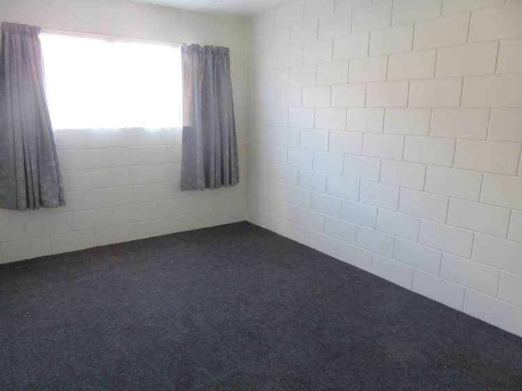 1/142 Firth Street 1074_4