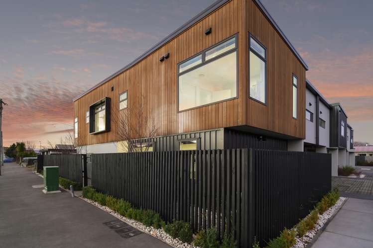 1/62 Antigua Street Addington_19