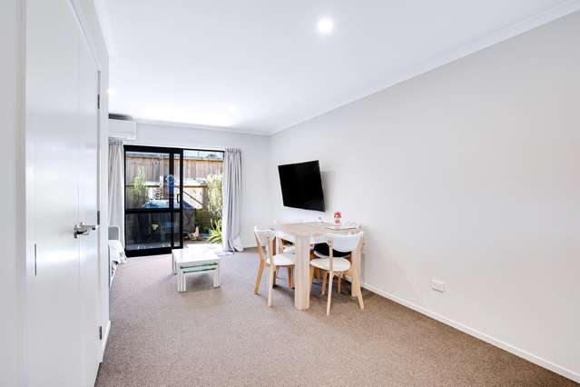 5/13 Palmerston Street Hamilton Central_4