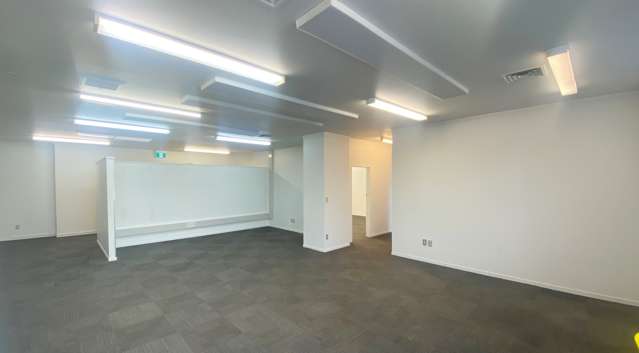 Suite 4/117 Willow Street Tauranga Central_3