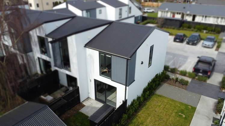 5/302 Fitzgerald Avenue_2