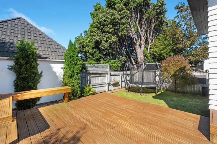 544 Broadway Strathmore Park_26