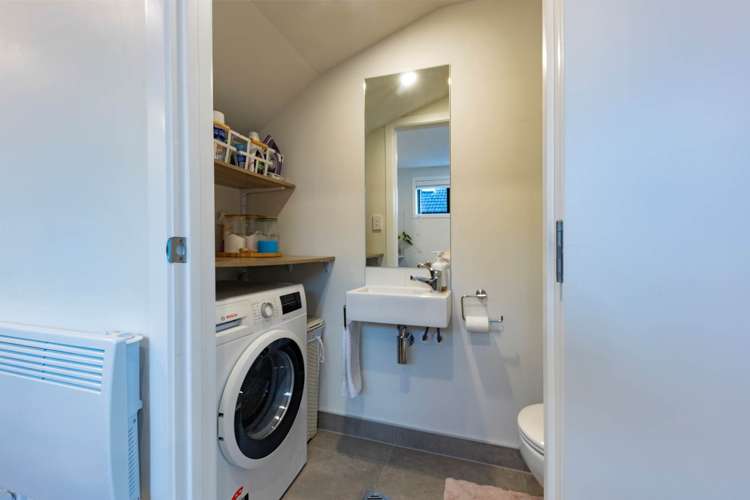 10 Tokai Place Glen Eden_13