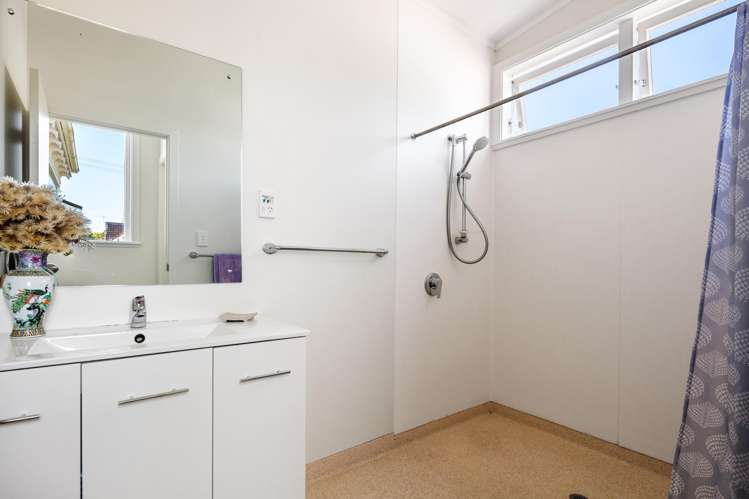 16 Parau Street Kaiti_15